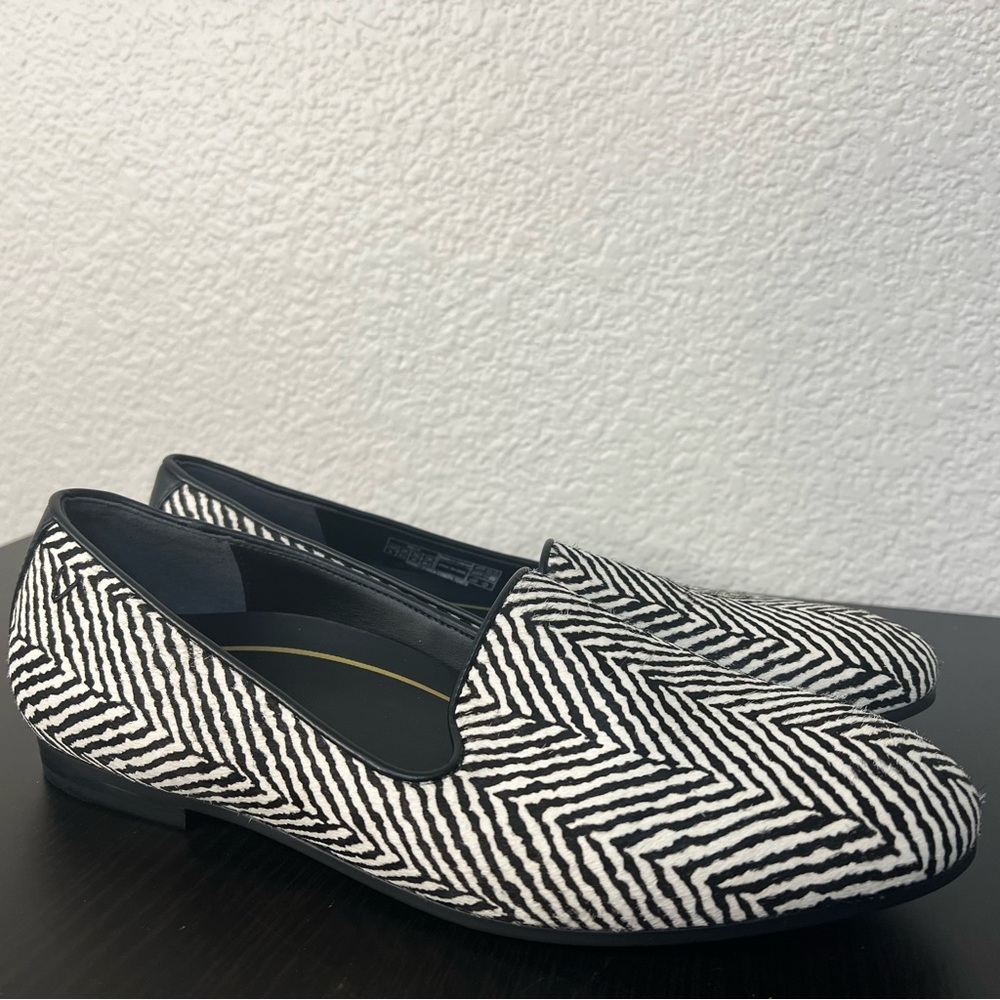 Vionic Willa Printed Calf Hair Slip-on Comfort Flats Shoes Women's Size 9 Shoes